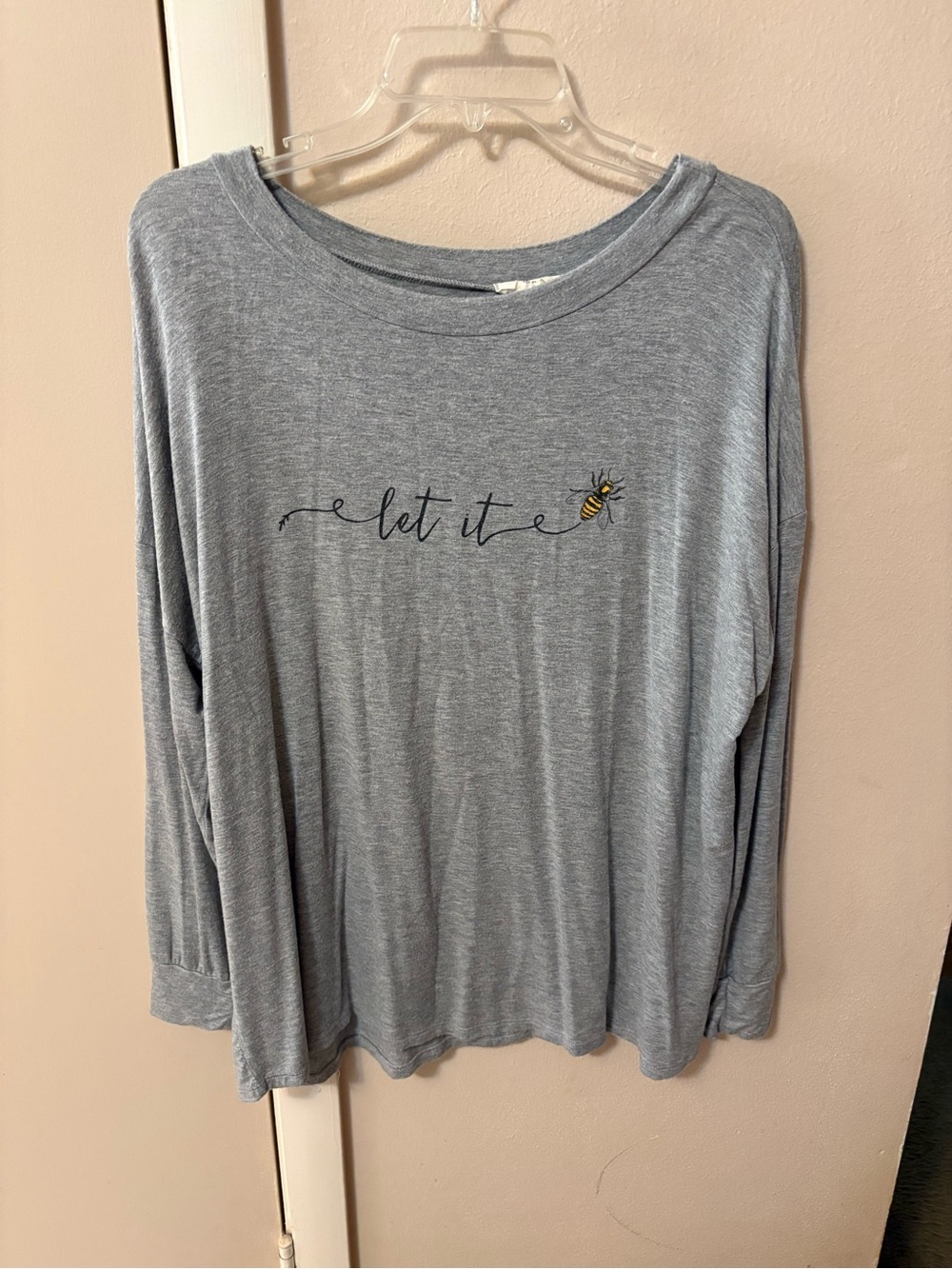 French Pastry Let it Bee 🐝 tee  Sz 2X